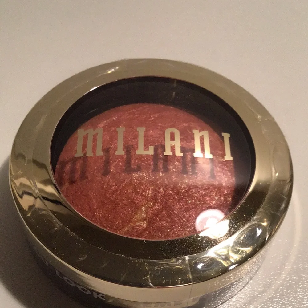 Milani Baked powder Blush in rose d’oro NEW